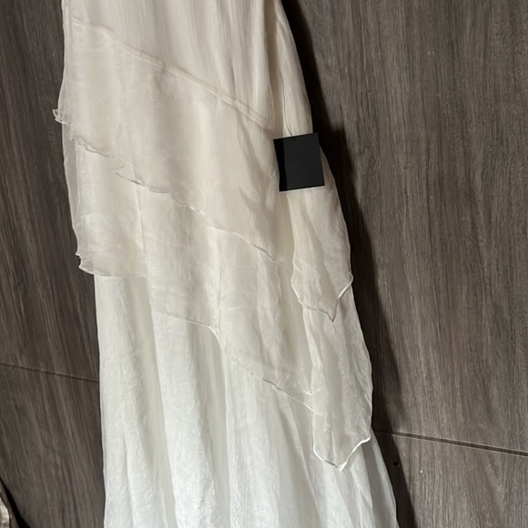 Lulu’s Ruffles White dress 👗 - Picture 7 of 14